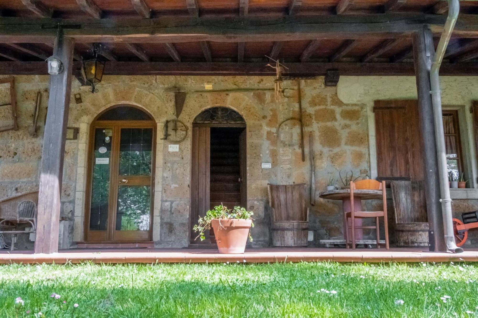 Bio Agriturismo Aia Del Tufo Sorano  ภายนอก รูปภาพ